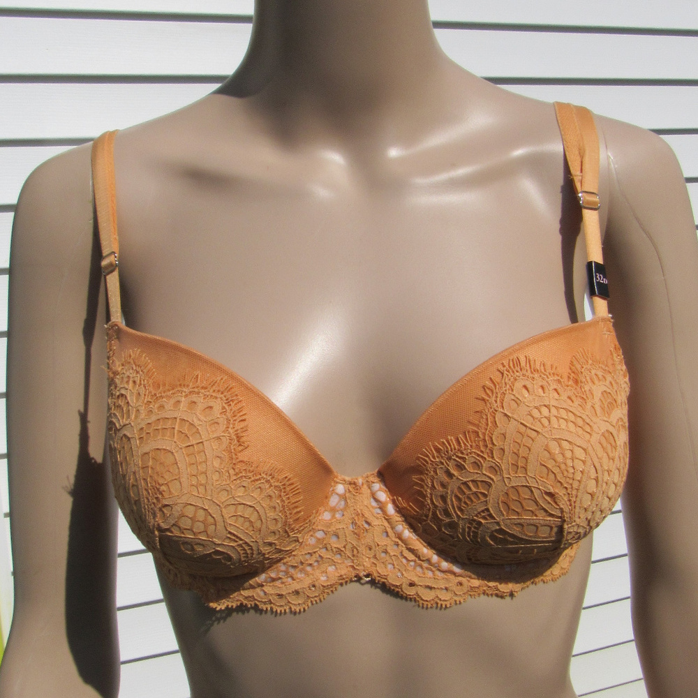 Victoria Secret Dream Angles Lined Demi UW Bra